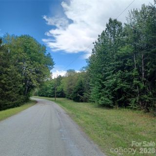5023 Dogwood Lane