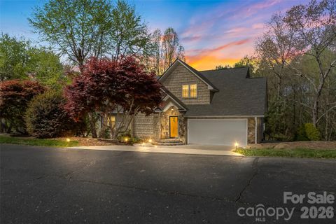 6047 Chaucer Lane