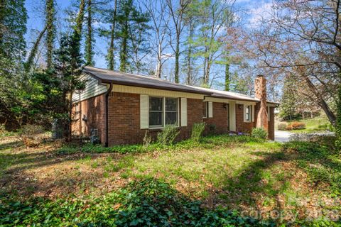 154 Surry Lane sold home in Haywood Knolls, Hendersonville, NC