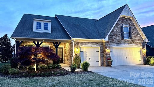 596 Moses Drive sold home in The Retreat At Rayfield, Fort Mill, SC