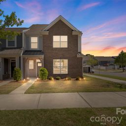 2004 Blewett Drive