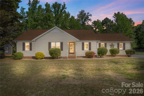 7408 Veranda Drive sold home in Plantation Forest, Waxhaw, NC