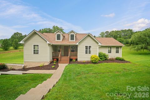 77 Sherry Lane