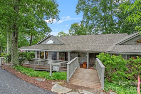 135 Club House Drive active home in Mountain Air, Burnsville, NC