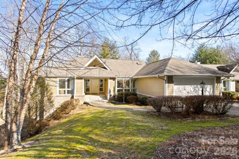 514 Cobblestone Lane active home in Kenmure, Flat Rock, NC