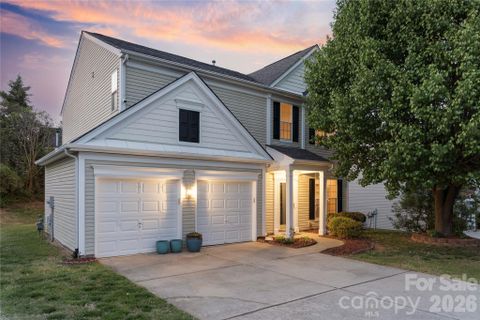 2723 Old Ironside Drive sold home in Newell Crossing, Charlotte, NC