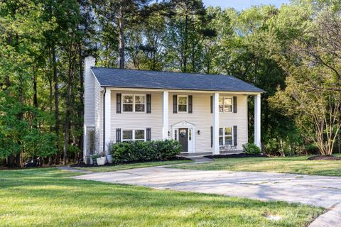 8124 Red Cap Lane pending home in Timberlake, Charlotte, NC