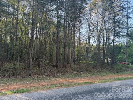 1270 Forest Ridge Drive sold home in Forest Ridge, Bessemer City, NC