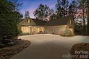2370 Valelake Road sold home in York, SC