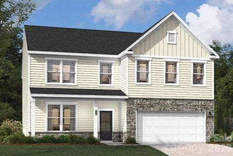 4216 Vista Pine Drive pending home in Clairmont, Charlotte, NC