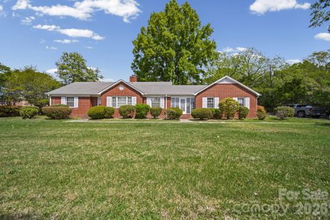 6811 E Highway 74 Boulevard