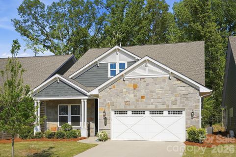 2002 Belle Mont Farm Avenue active home in Cresswind At Wesley Chapel, Monroe, NC