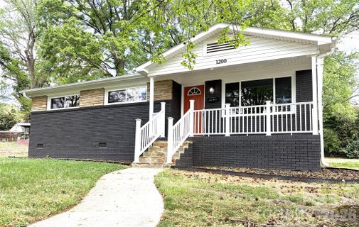 Homes in Westchester, Charlotte
