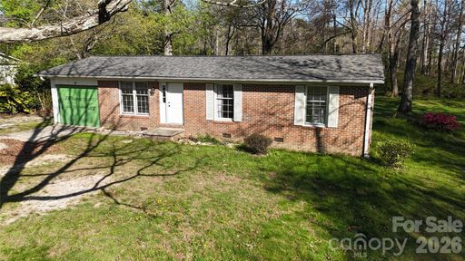 33 Springside Drive sold home in Willowbrook, Hendersonville, NC