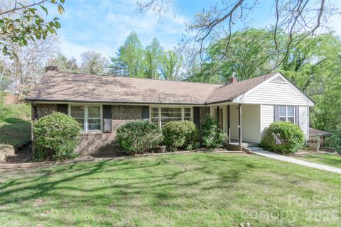 261 Cedar Lane sold home in Royal Pines, Arden, NC