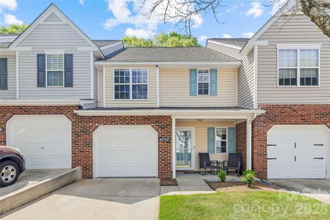 8733 Robinson Forest Drive active home in Tyler Woods, Charlotte, NC