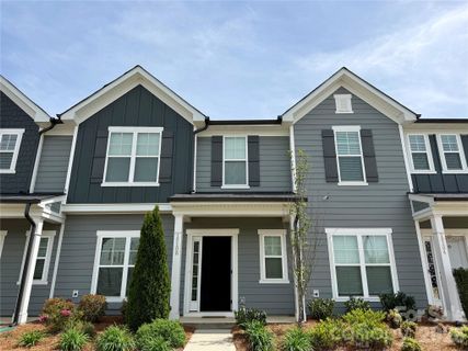 10108 Guardian Drive active home in Pringle Towns, Charlotte, NC