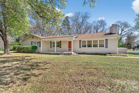 10117 Lancaster Highway