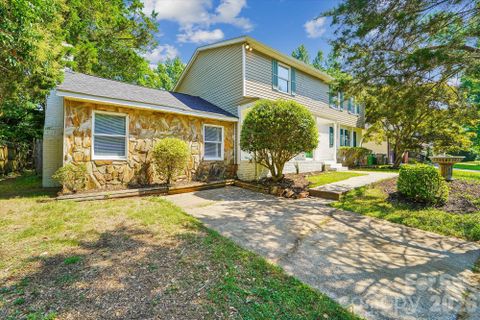 7200 Rollingridge Drive sold home in Waverly Hall, Charlotte, NC
