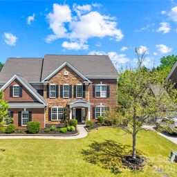 2805 Julian Glen Circle