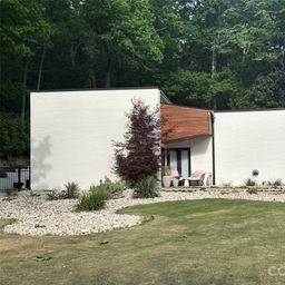 3316 Johnny Cake Lane