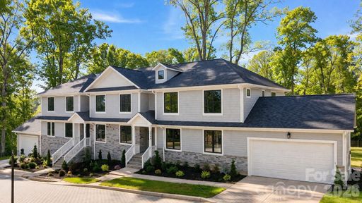 4300 Tangle Drive