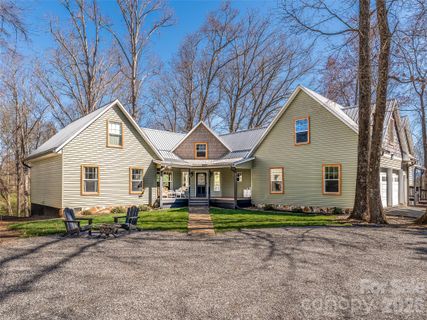 6 Jackson Cove Road sold home in Jackson Cove, Leicester, NC