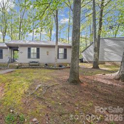 2788 Redbud Lane