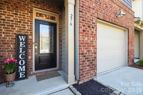276 Ascot Run Way pending home in Waterside At The Catawba, Fort Mill, SC