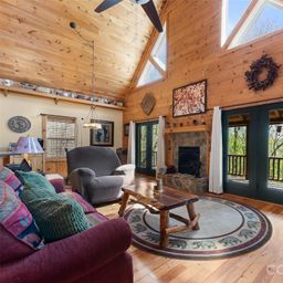 462 Deep Woods Lane