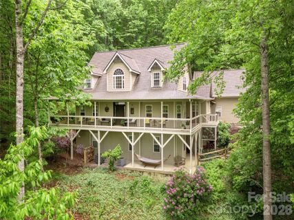 417 Blue Mist Way active home in Avery Park, Arden, NC