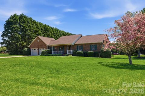 112 Mobeal Lane sold home in Larkin Sloan Estates, Statesville, NC