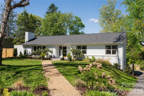 15 Red Oak Road active home in Lakeview Park, Asheville, NC