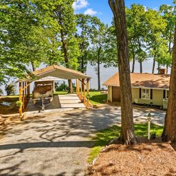 395 Rendleman Drive