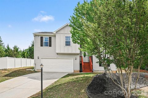 391 Lone Tree Lane