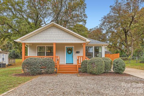 822 Matheson Avenue pending home in Villa Heights, Charlotte, NC