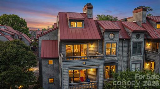 9029 J M Keynes Drive sold home in Lakeshore Village, Charlotte, NC