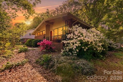 4916 Greenbrook Drive sold home in Sheffield Park, Charlotte, NC