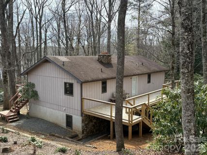 114 Lady Slipper Loop active home in Linville Land Harbor, Newland, NC
