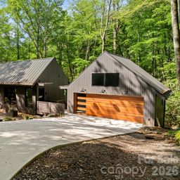 80 Hemlock Circle