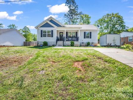 198 Parkland Drive