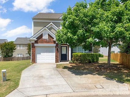 2450 Normancrest Court