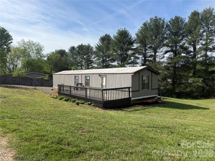 96 Green Acres Drive sold home in Green Acres Estates, Leicester, NC