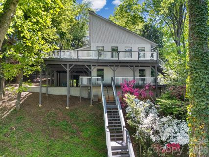 3015 Point Clear Drive active home in Tega Cay, Fort Mill, SC