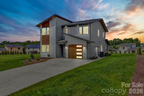 79 Scott Meadows Drive active home in Chambers Trace, Asheville, NC