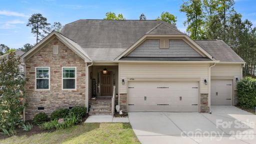 4708 Summerside Drive pending home in Somerset At Autumn Cove, Clover, SC