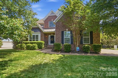 179 Shoreline Parkway sold home in Lakeshore, Tega Cay, SC