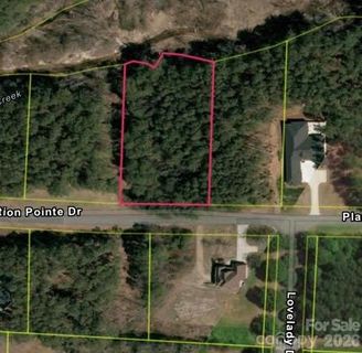 6074 Plantation Pointe Drive active home in Plantation Pointe, Granite Falls, NC