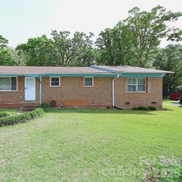 104 Pinetree Drive