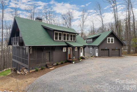 51 Summit Road
